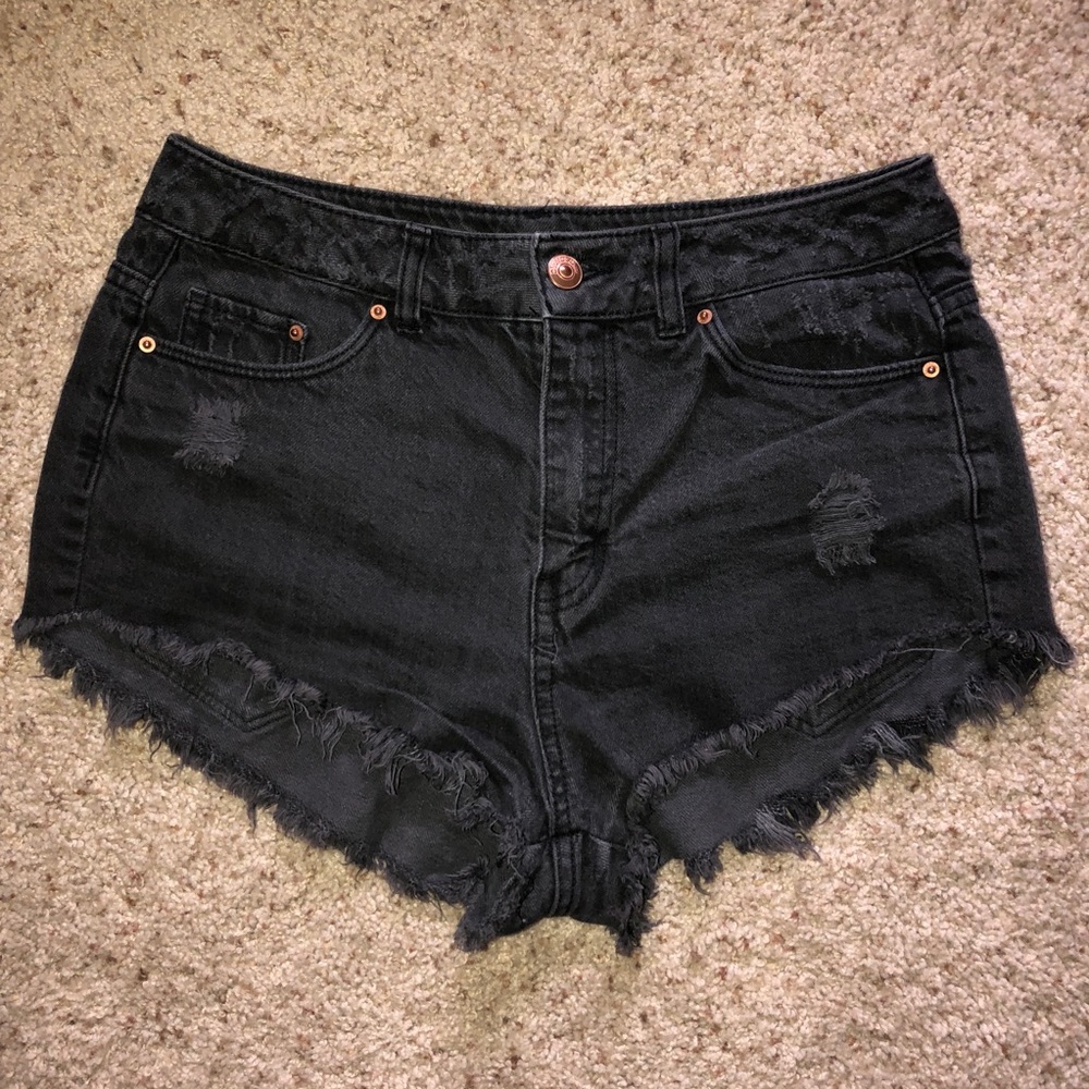 High Waisted Distressed Black Shorts